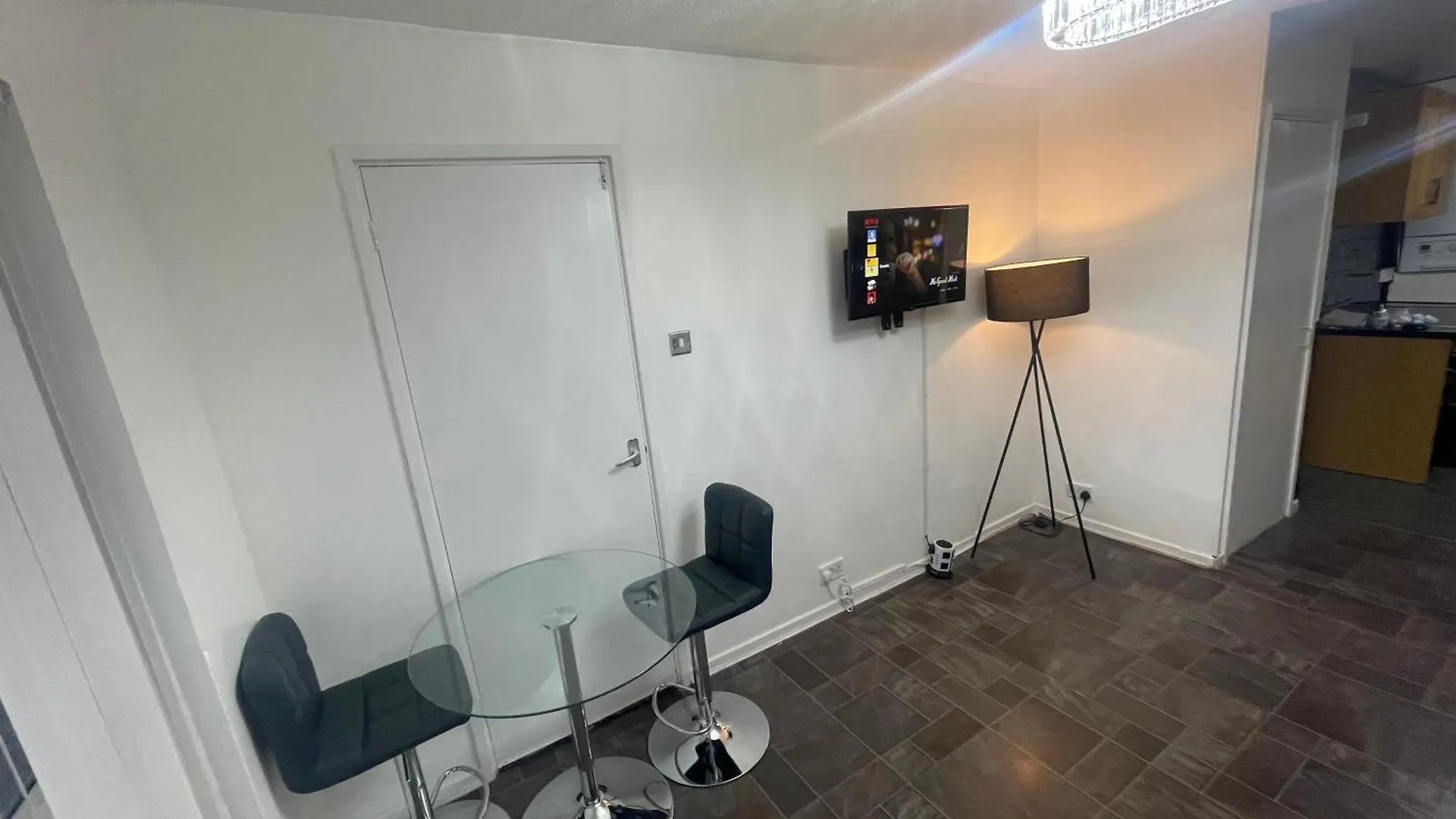 Holiday home New! 4 Bedroom London House With Garden And Lawn